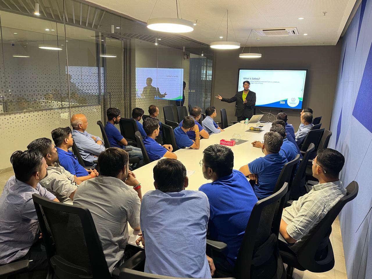 Tunnel boring machine